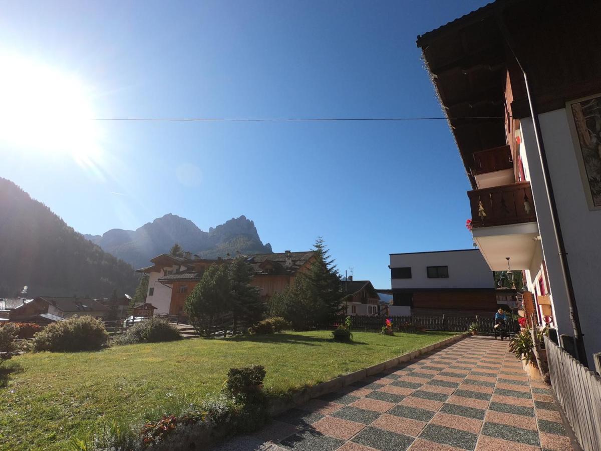 Apartmán Ciasa De Epi Pera Exteriér fotografie